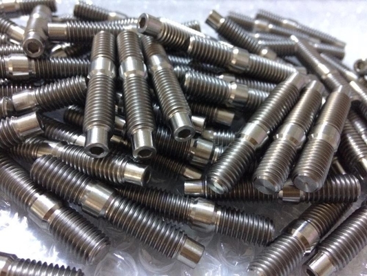 Universal Fitment Ti Natural Material M8 x 1.25 Titanium Exhaust Manifold Stud Kit met moeren en wasmachines
