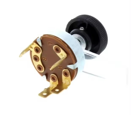 Universele ruitenwisser schakelaar vereenvoudigt reparatie en vervanging van auto's met een enkele motor functionaliteit