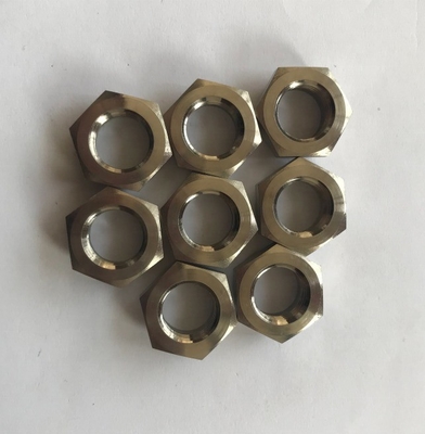 DIN Standard Natural Finish 1/2-20 Thin Nyloc Nut voor Sprint Car Racing in Titanium Gr5 en Duurzaamheid