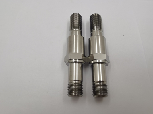 Universal Fitment Eagle's TITANIUM ONE NUT OR Q/C R/R S/P PLUS BOLT KIT De perfecte toevoeging aan uw Sprint Car Chassis