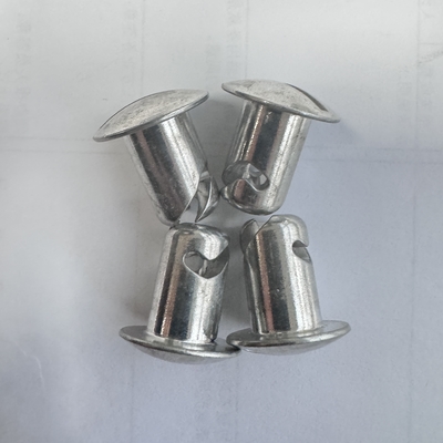 Maak gebruik van het volledige potentieel van uw sprintwagen met universele 7/16&quot; * 600 Dzus knop zilveren aluminium bevestigingsmiddelen