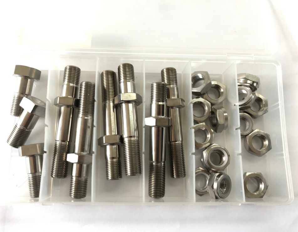 Universele Jaar N/M Titanium Sprintcar Een Noot Radius Rod Bolt Kit voor Motorsport Professionals Natuurlijke Universele